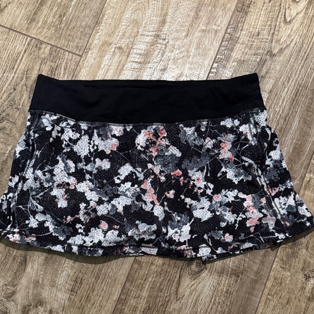 lululemon athletica Black Floral Mini Skirt